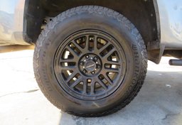 2018 Chevrolet Colorado - Image 19