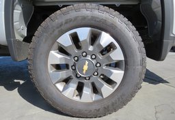 2022 Chevrolet Silverado 2500HD - Image 22