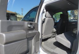 2022 Chevrolet Silverado 2500HD - Image 28