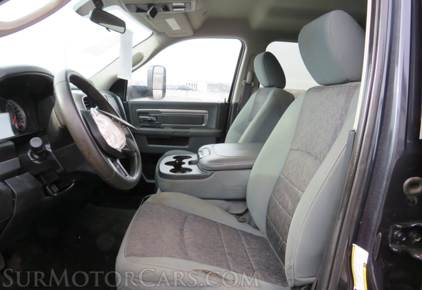 2017 Ram 3500 - Image 33