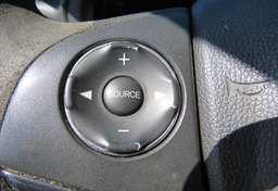 2016 Honda HR-V - Image 38