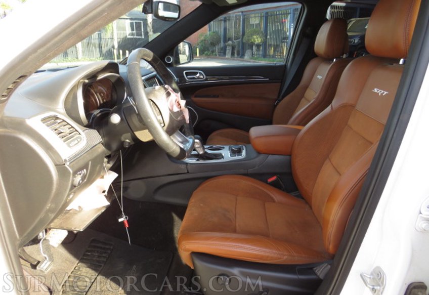 2018 Jeep Grand Cherokee - Image 25