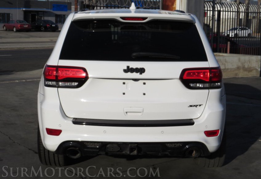 2018 Jeep Grand Cherokee - Image 12