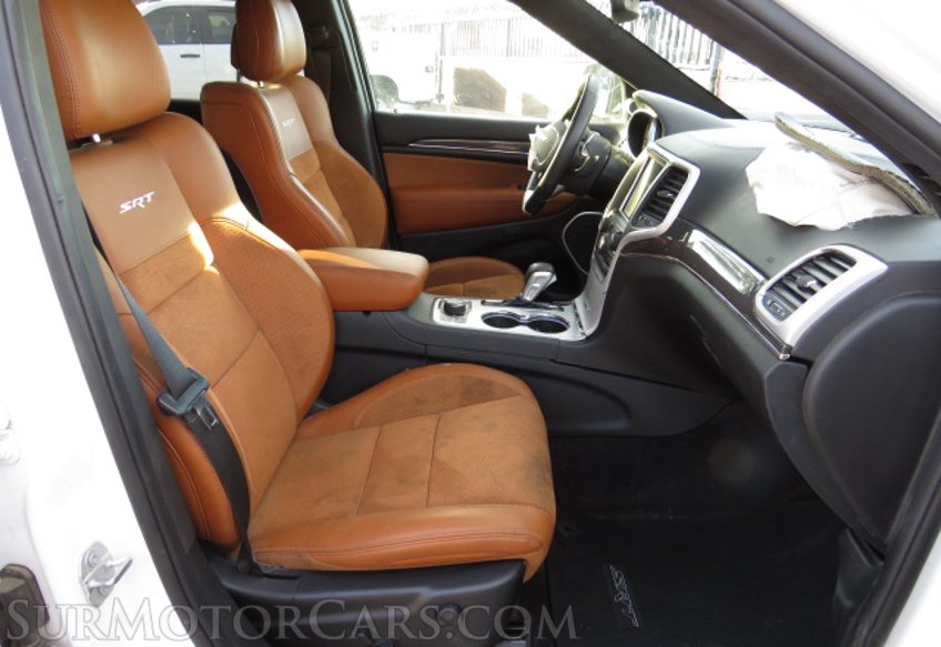 2018 Jeep Grand Cherokee - Image 24