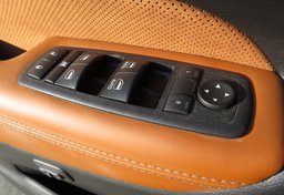 2018 Jeep Grand Cherokee - Image 48