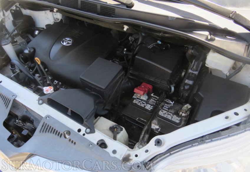 2019 Toyota Sienna - Image 40