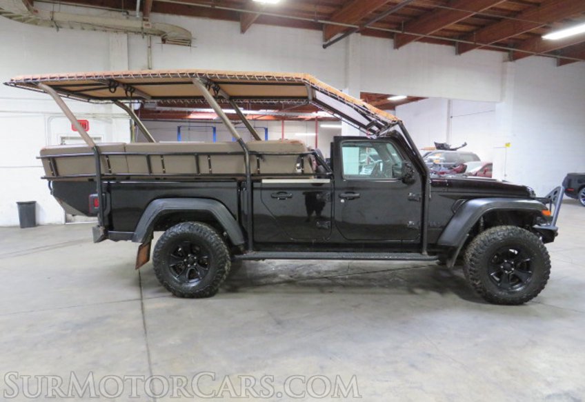 2020 Jeep Gladiator - Image 12