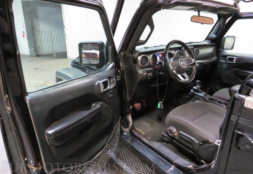 2020 Jeep Gladiator - Image 22