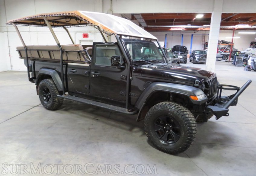 2020 Jeep Gladiator - Image 2