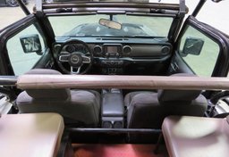 2020 Jeep Gladiator - Image 28