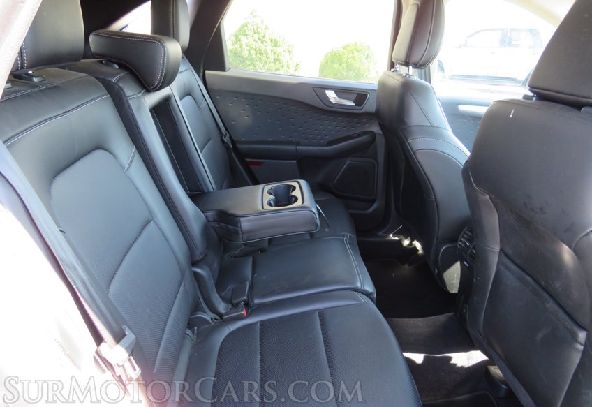 2020 Ford Escape - Image 28