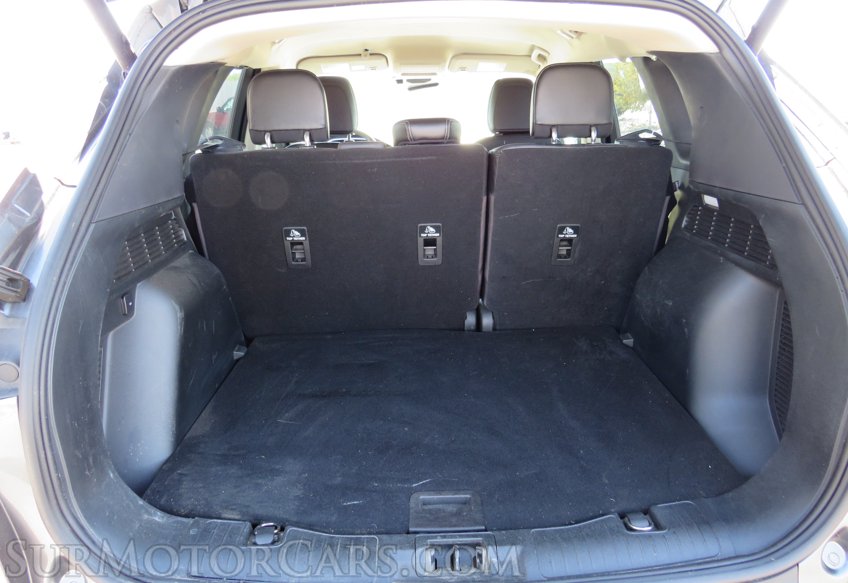 2020 Ford Escape - Image 29