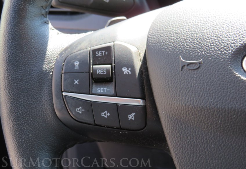 2020 Ford Escape - Image 32