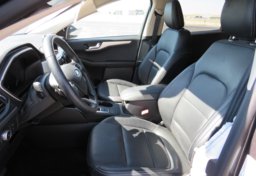 2020 Ford Escape - Image 25