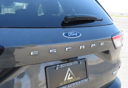 2020 Ford Escape - Image 17