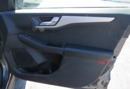 2020 Ford Escape - Image 48