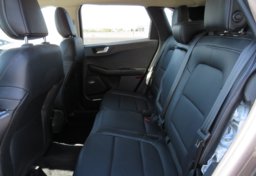 2020 Ford Escape - Image 27