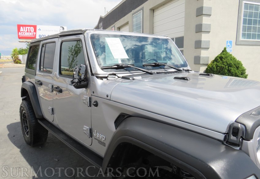 2020 Jeep Wrangler Unlimited - Image 12