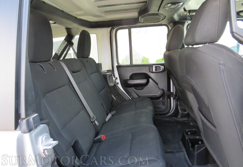 2020 Jeep Wrangler Unlimited - Image 32