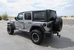 2020 Jeep Wrangler Unlimited - Image 6