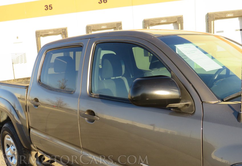 2013 Toyota Tacoma - Image 15