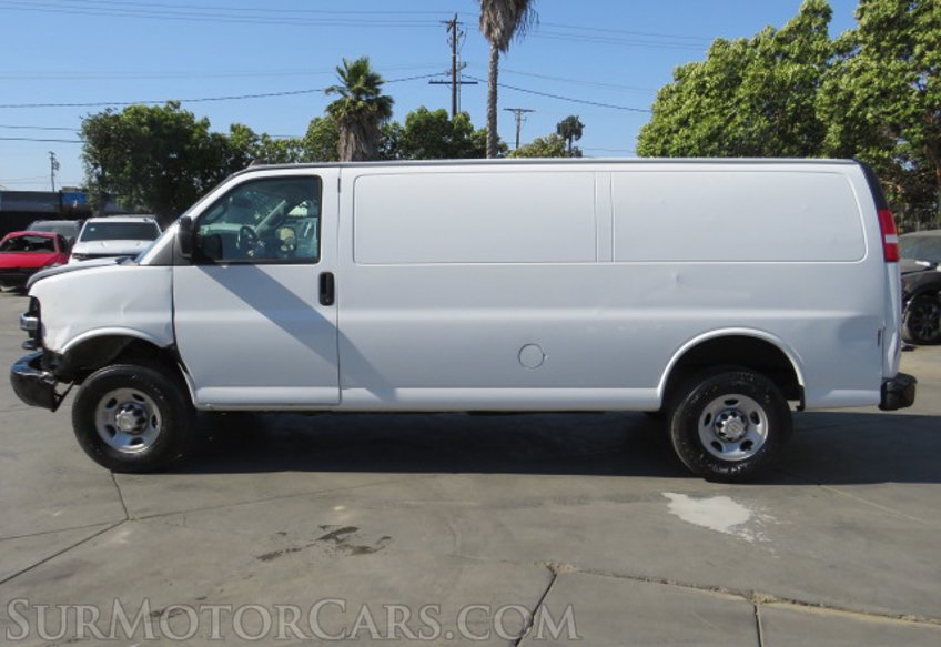 2021 Chevrolet Express Cargo Van - Image 9