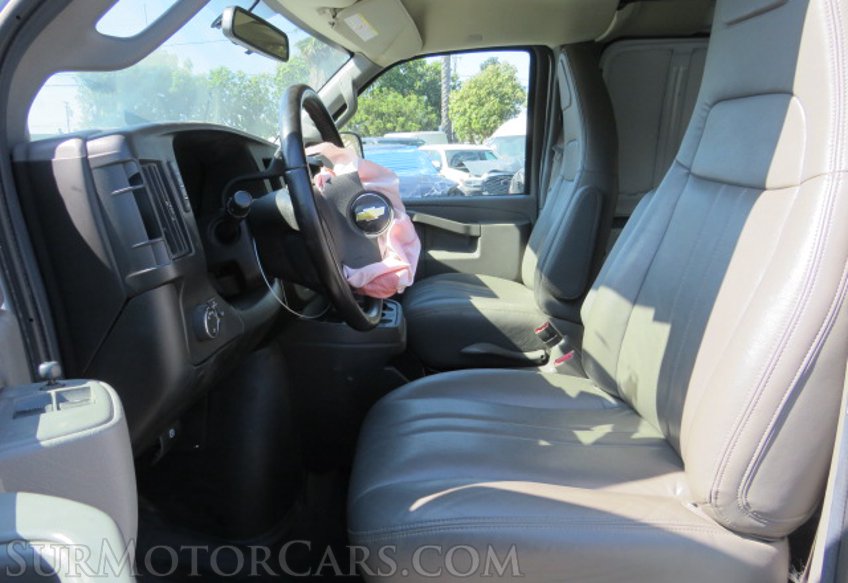 2021 Chevrolet Express Cargo Van - Image 21