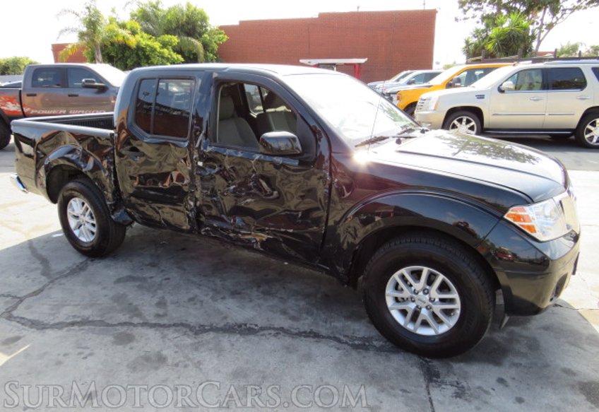 2019 Nissan Frontier - Image 2