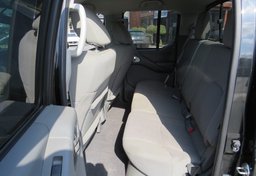 2019 Nissan Frontier - Image 28