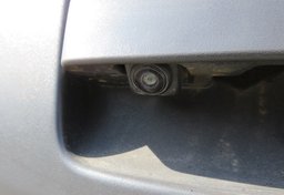 2019 Nissan Frontier - Image 16