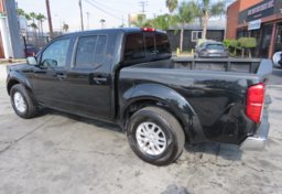 2019 Nissan Frontier - Image 8