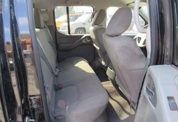 2019 Nissan Frontier - Image 26