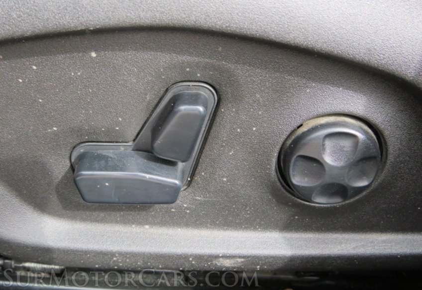 2019 Jeep Renegade - Image 47