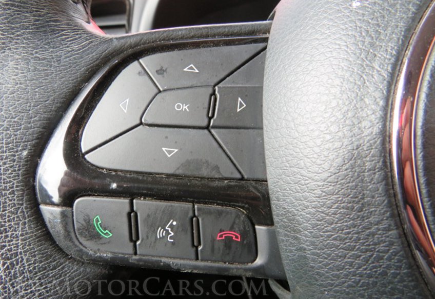 2019 Jeep Renegade - Image 34