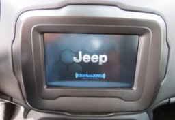 2019 Jeep Renegade - Image 40