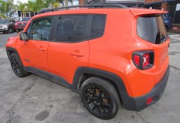 2019 Jeep Renegade - Image 10