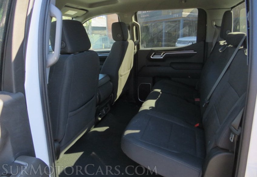 2022 Chevrolet Silverado 1500 - Image 30