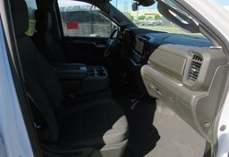 2022 Chevrolet Silverado 1500 - Image 25