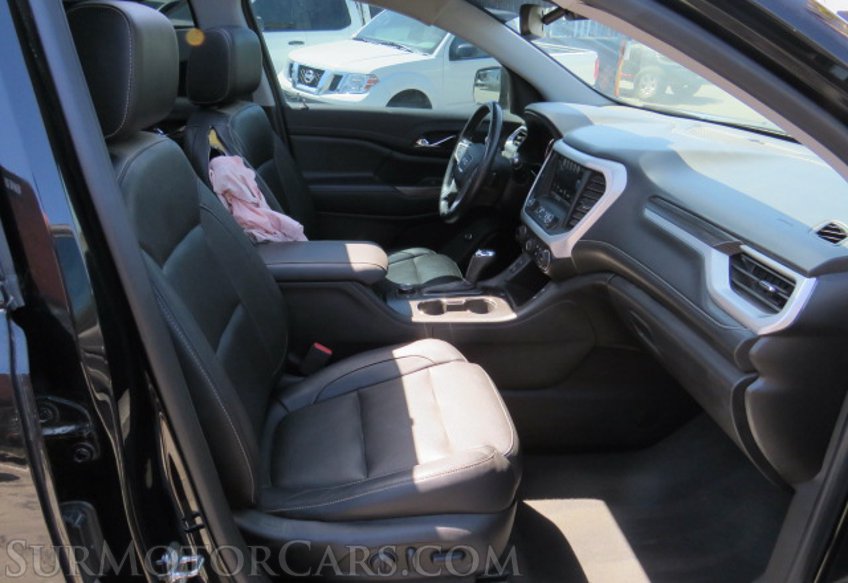 2019 GMC Acadia - Image 25