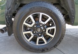 2021 Toyota Tundra 4WD - Image 11