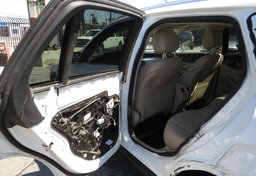 2018 Mercedes-Benz GLC - Image 21