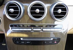 2018 Mercedes-Benz GLC - Image 41