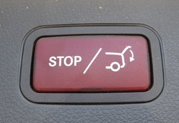 2018 Mercedes-Benz GLC - Image 38