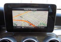 2018 Mercedes-Benz GLC - Image 40