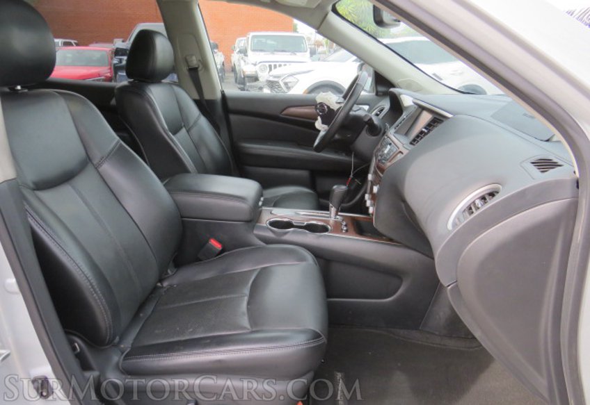 2020 Nissan Pathfinder - Image 27