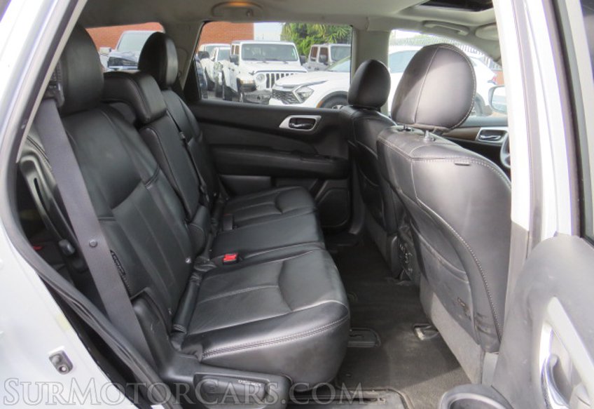 2020 Nissan Pathfinder - Image 29