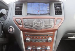 2020 Nissan Pathfinder - Image 40