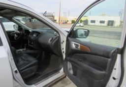 2020 Nissan Pathfinder - Image 22