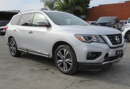 2020 Nissan Pathfinder - Image 3