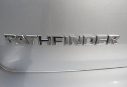 2020 Nissan Pathfinder - Image 16